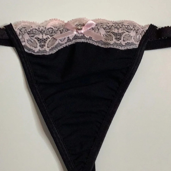 Leg Avenue Size Medium Pink & Black Lace Trim Thong Panty. New Without Tags - Picture 2 of 4